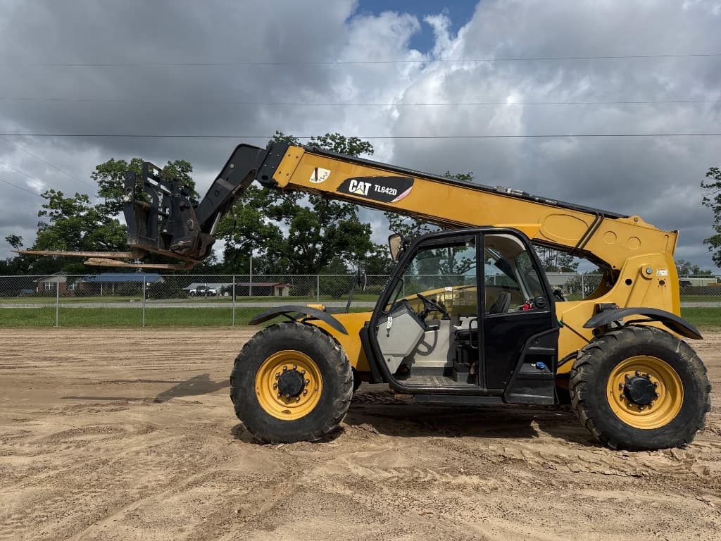 2016 CATERPILLAR TL642D â€” photo 1