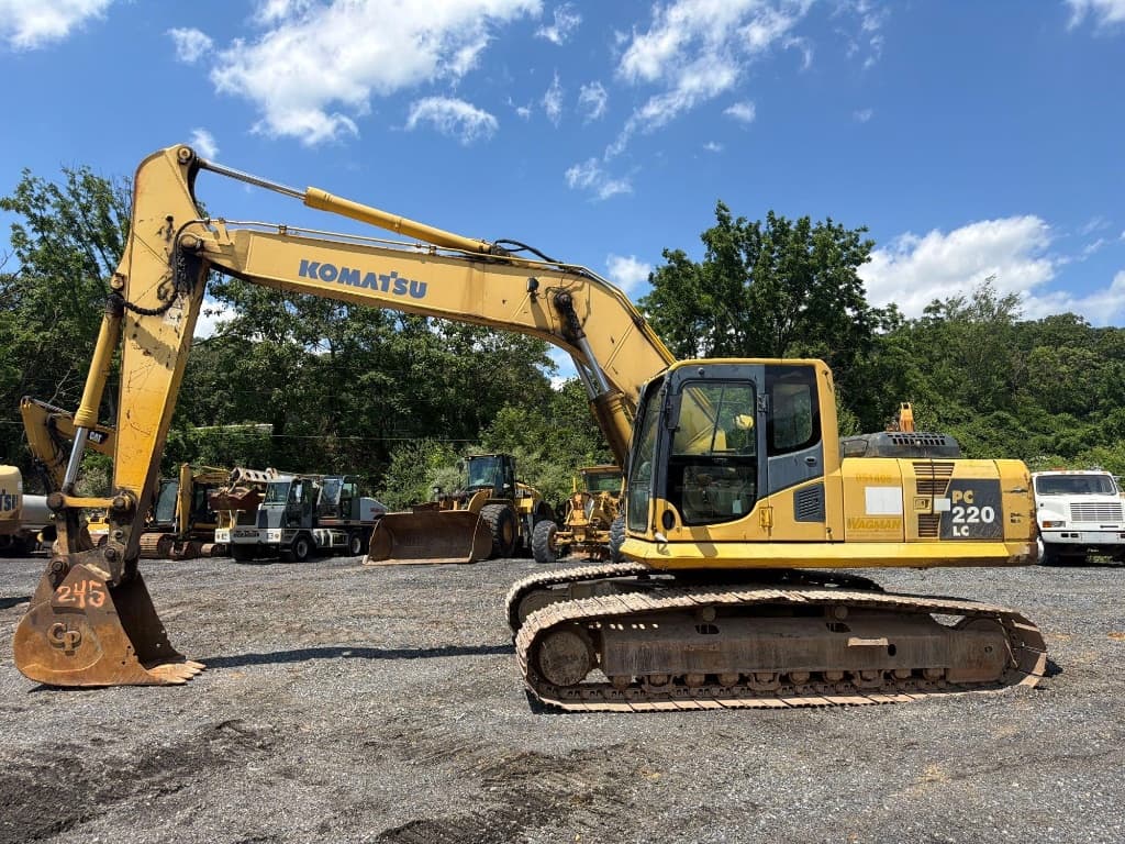 2006 KOMATSU PC220LC-8 â€” photo 1