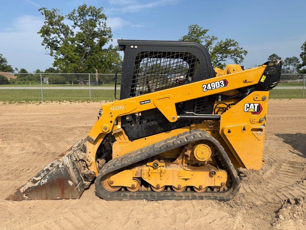2021 CATERPILLAR 249D3 â€” photo 1